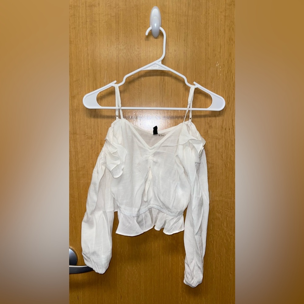H&M Cropped Off the Shoulder